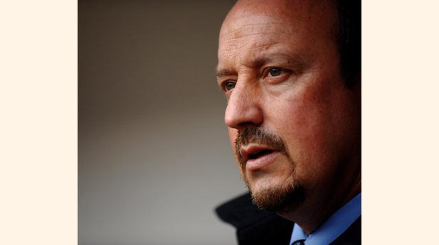 Rafael Benítez, Ingresos: 14.8 millones de euros, Club: Real Madrid (destituido), Newcastle, Edad: 55. Benítez recibió el salario de un año entero por un año de trabajo en el Bernabéu gracias a una cláusula estipulada en su contrato con el club. Ahora tra