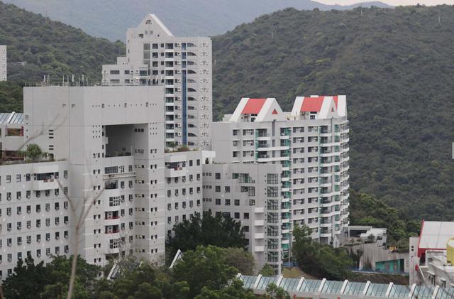 FOTO 30 | Universidad de Ciencia y Tecnología de Hong Kong, Hong Kong. Establecida en 1991, la relativamente nueva universidad centrada en la investigación cuenta entre sus programas que han recibido las mejores calificaciones a la ingeniería, la ciencia, la tecnología y la gestión. Estudiantes: Más de 10,300.
