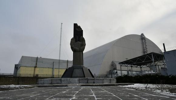 El Ejército de Rusia ocupó ayer la antigua central nuclear de Chernóbil, escenario de la mayor catástrofe nuclear de la historia, después de fuertes combates contra las Fuerzas Armadas ucranianas.
(Foto: GENYA SAVILOV / AFP)