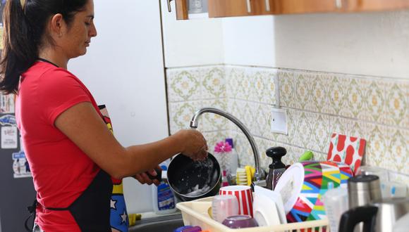 Según INEI, de las 340,000 personas que se dedican al trabajo del hogar remunerado en el país, el 92% trabaja en la informalidad. (Foto: GEC)