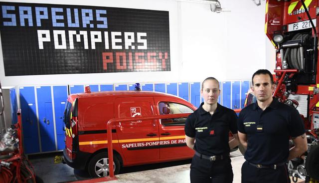 Myriam Chudzinski (izquierda), bombera con un moño rubio y una voz pausada, encarna el peligroso rescate de Notre Dame de París, que tuvo en vilo al mundo en abril pasado.