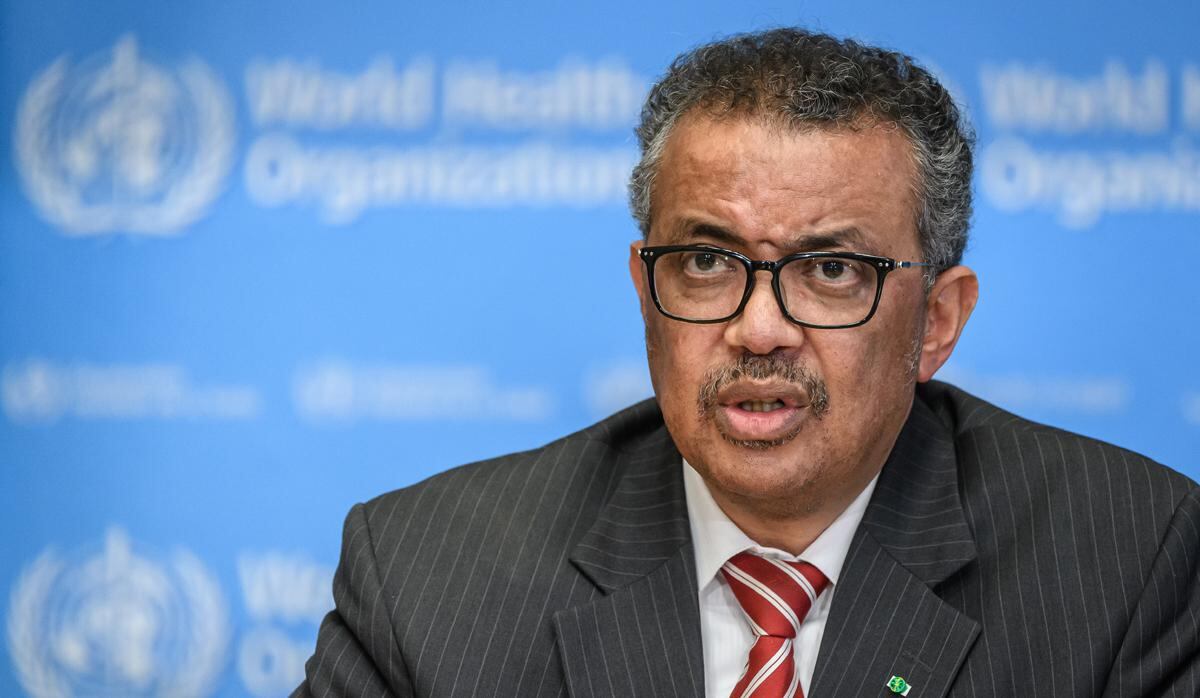 El director general de la Organización Mundial de la Salud (OMS), Tedros Adhanom Ghebreyesus, pidió que se recuerde la grave situación en la que el coronavirus ha puesto a hospitales de tantos países. (Foto: AFP)