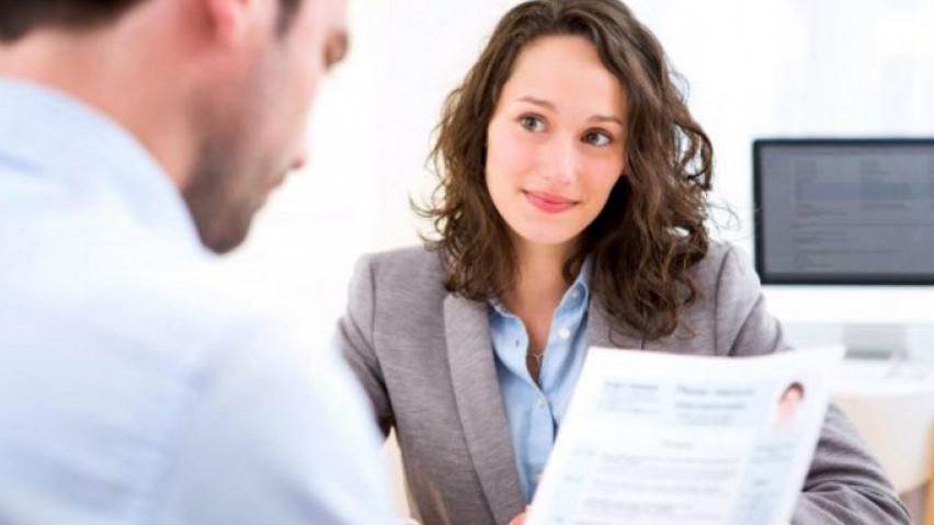¿Es posible rechazar una oferta de trabajo sin cerrarte puertas en el futuro? Por supuesto que sí. Todo depende de cómo comuniquemos nuestra respuesta a la empresa. Foto: AP