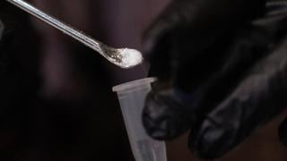 Policía peruana incauta cuatro toneladas de cocaína camuflada como pulpa de mango