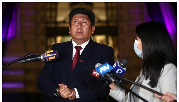 Waldemar Cerrón señaló que la bancada de Perú Libre va a "evaluar" la renuncia de Guillermo Bermejo. (Foto: Congreso)