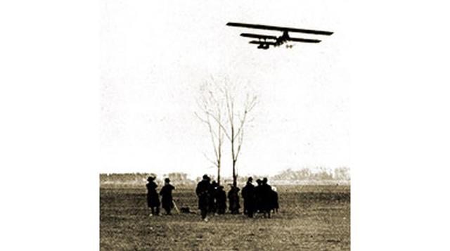 BMW, la empresa que se convirtió en una de las enseñas de la industria alemana nació el 7 de marzo de 1916, durante la Primera Guerra Mundial, como "Fábrica Bávara de Aviones" (Bayerische Flugzeugwerke). (Foto: bmw.com)