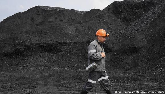 La prohibición de importar carbón ruso privará a las arcas rusas de 4,000 millones de euros anuales.