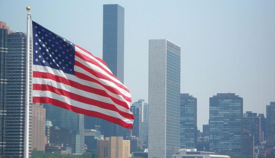 Foto 2 |  Tratado Transpacífico. Honrando su promesa de campaña, Trump anunció en su primer día completo de gobierno el retiro de Estados Unidos del acuerdo Transpacífico (TTP) de 12 miembros -negociado por su predecesor, Barack Obama- alegando que exponía al país a una competencia injusta y lo calificó como un mal acuerdo. (Foto: Divulgação)