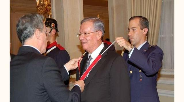 Juan Fernando Belmont, CEO de la compañía de cosméticos Yanbal, maneja US$ 1,100 millones, fortuna que lo ubica en puesto #1465.