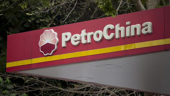 El año pasado, PetroChina importó 50,100 millones de metros cúbicos de gas por gasoducto y 13.8 millones de toneladas de gas natural licuado. (Bloomberg)