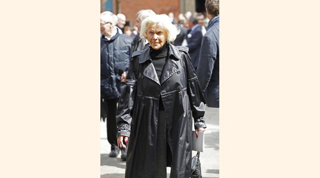 Honor Blackman fue la "chica Bond" en la película Goldfinger de 1964. (Foto: Getty)