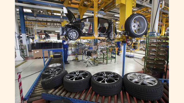 Renault firmó el año pasado un acuerdo con la empresa Bolloré para la fabricación del auto eléctrico Bluecar. (Foto: Reuters)