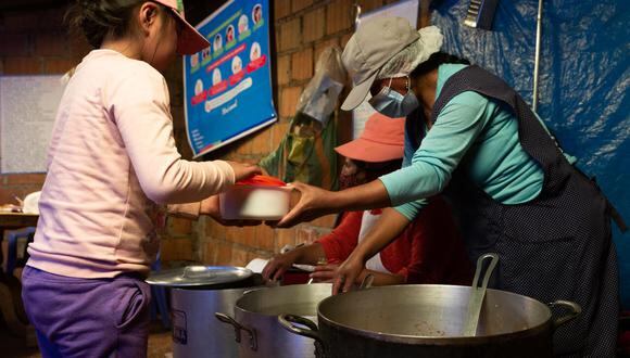 Crisis alimentaria afecta a los más pobres y vulnerables. Unos 16 millones de peruanos viven en inseguridad alimentaria.