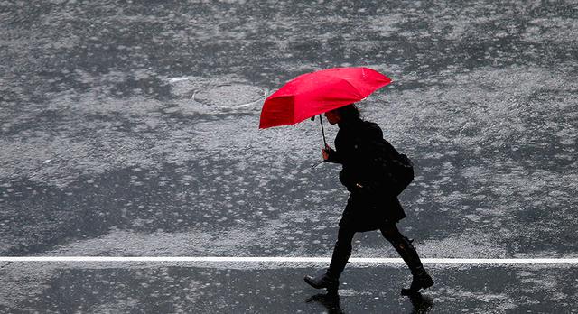 FOTO 1 | 1. El tiempo 14 días te ayudará a elegir qué ropa incluir en la maleta porque te informa del tiempo que va a hacer en tu destino incluso dentro de dos semanas. Además, podrás acceder a mapas de precipitaciones, viento, temperaturas…