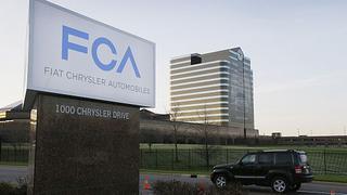 Fiat Chrysler retira 1.4 millones de vehículos por amenaza de hackers de controlarlos remotamente